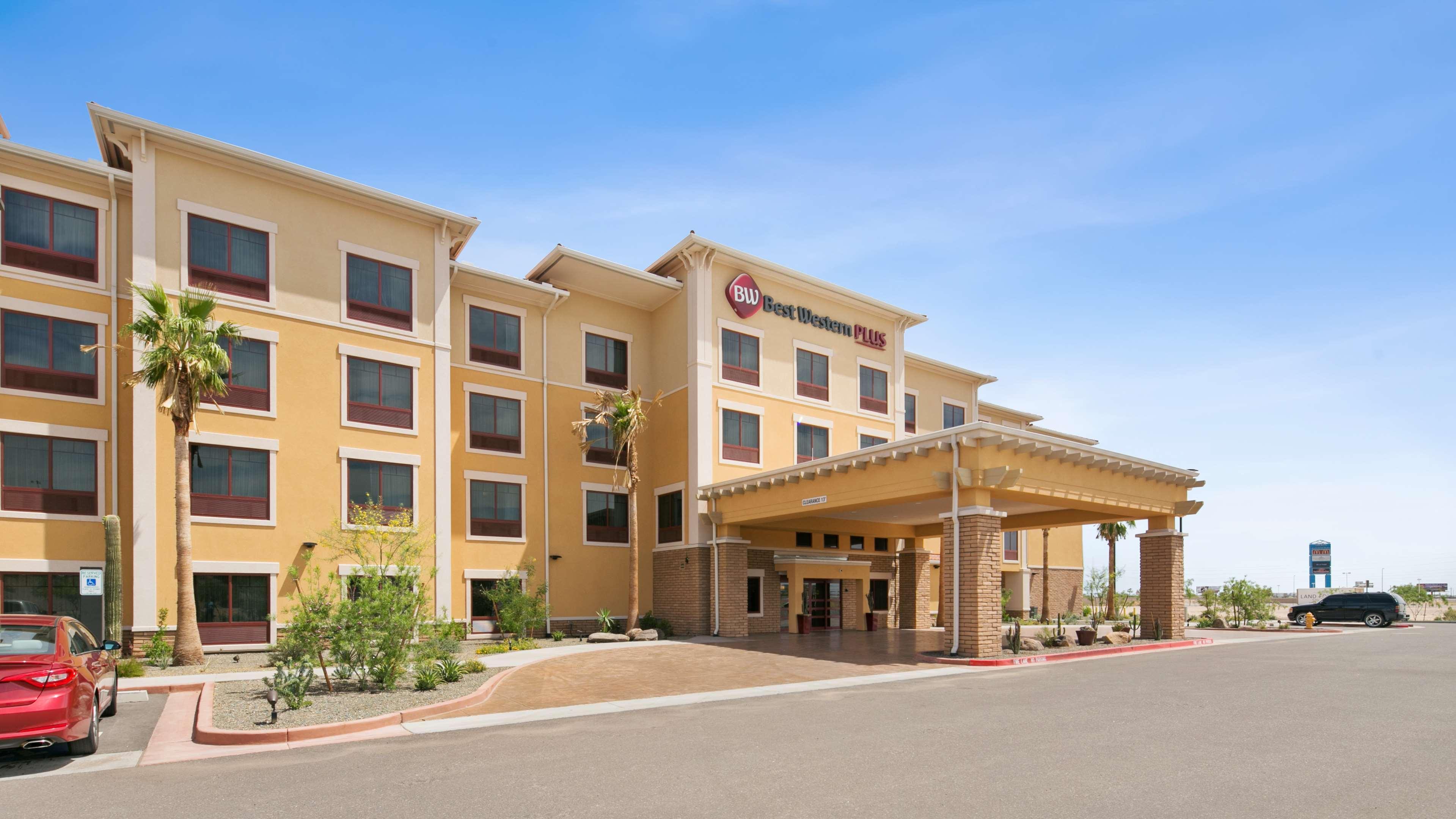Best Western Plus Chalmette Hotel Exterior photo