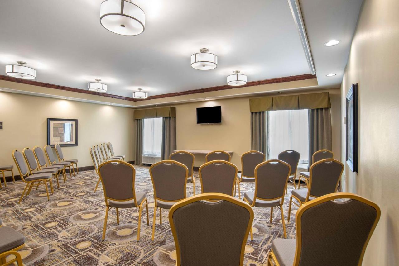 Best Western Plus Chalmette Hotel Exterior photo