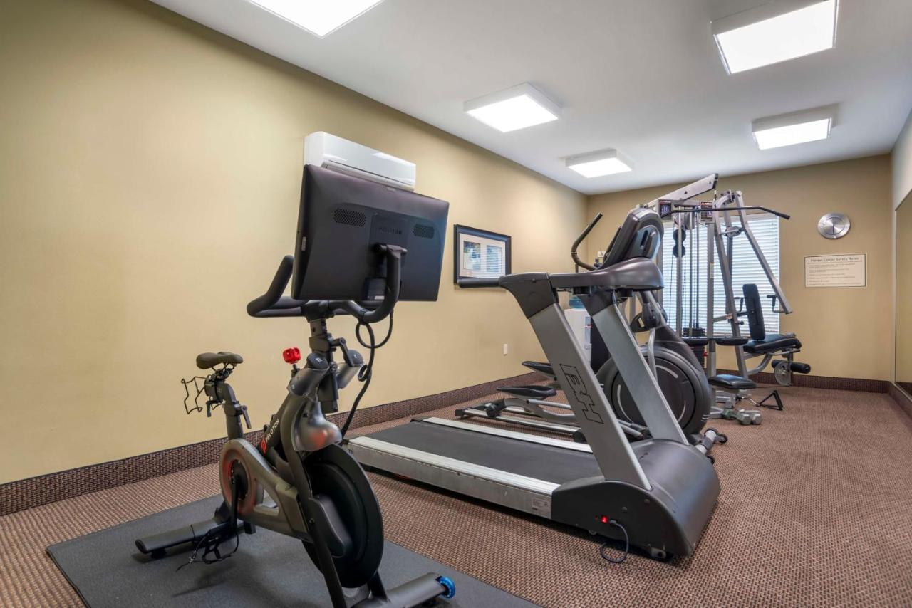 Best Western Plus Chalmette Hotel Exterior photo